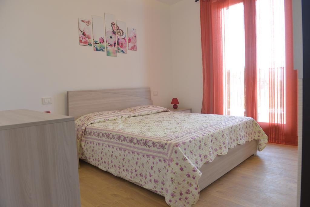 Villa Artemia Manerba del Garda Habitación foto