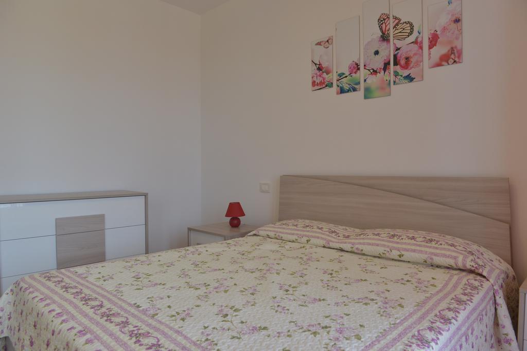 Villa Artemia Manerba del Garda Habitación foto